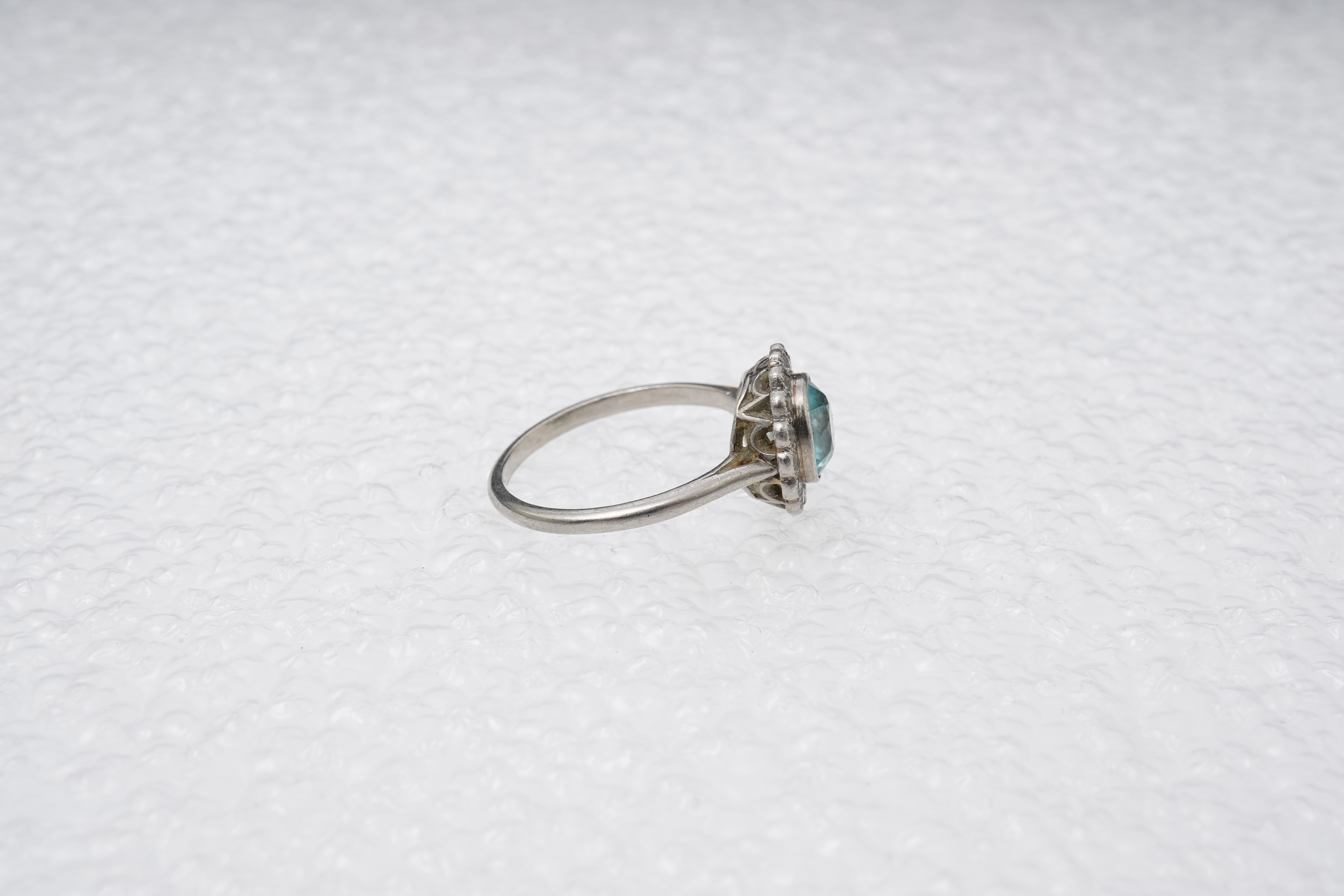 A Zircon and diamond cluster ring, early 20th century